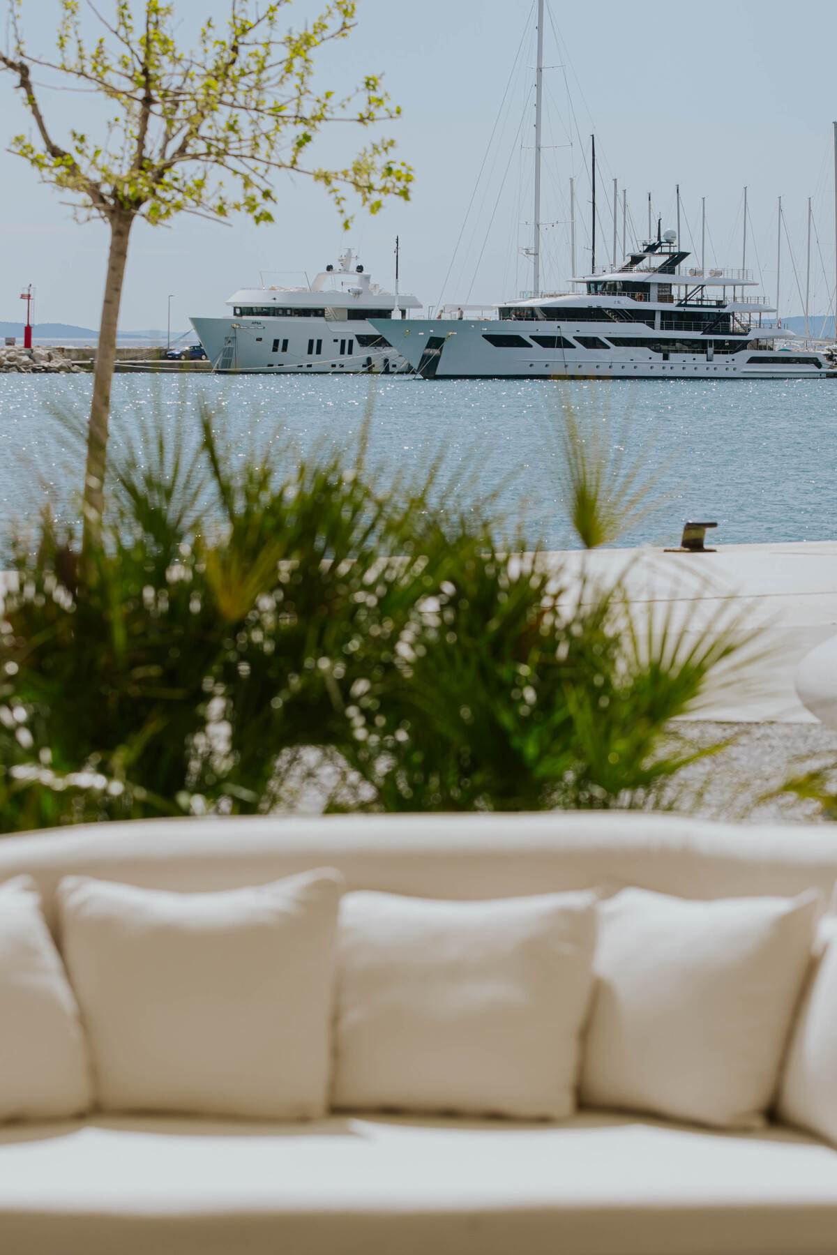 Bar Split - za uživanje, ispod sunca zlatnoga