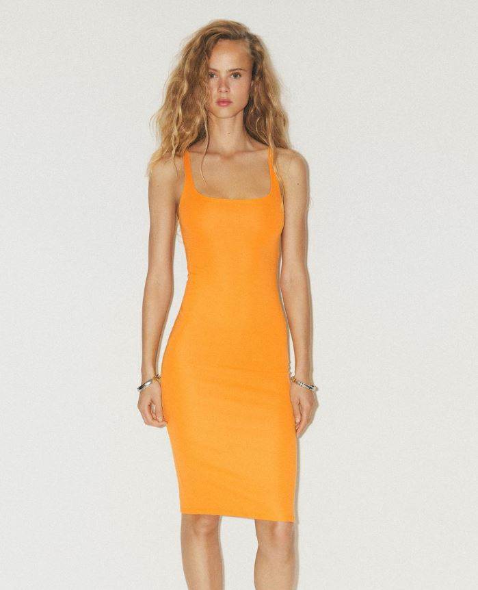 FITTED MIDI DRESS/ ZARA/ 7,99 EUR
