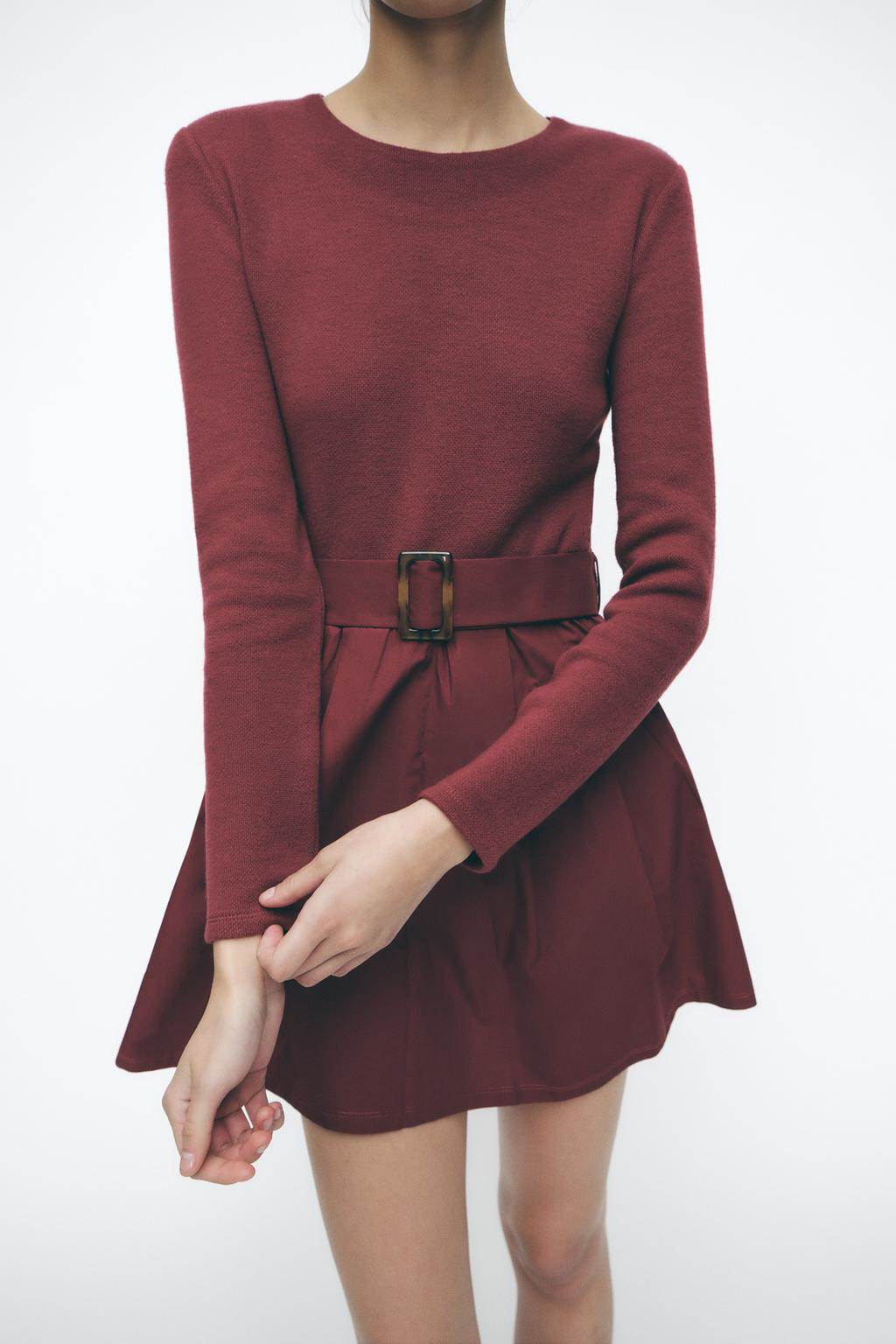 DRESS WITH MATCHING BELT/ ZARA/ 7,99 EUR