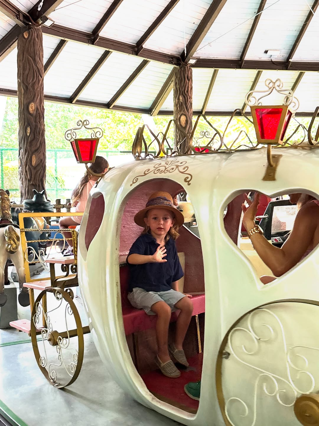 Bloom Tatarinov i Maja Šuput