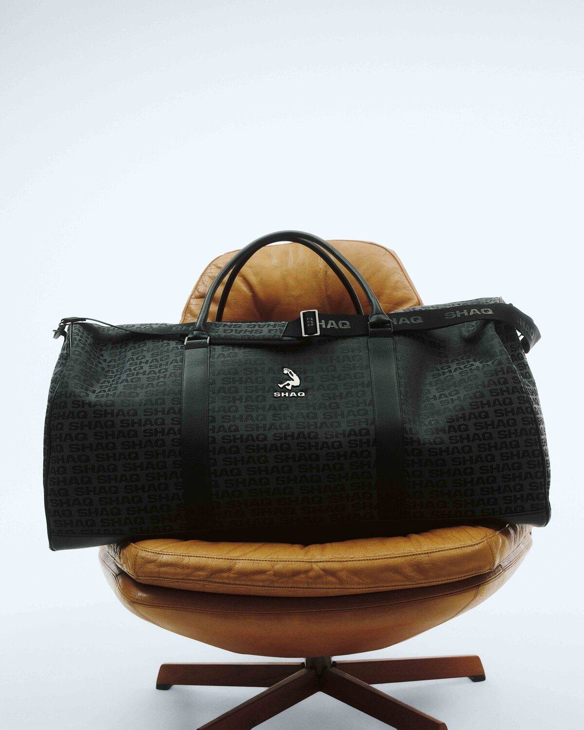 CCC_SHAQ_BAG_02M_1623.jpg