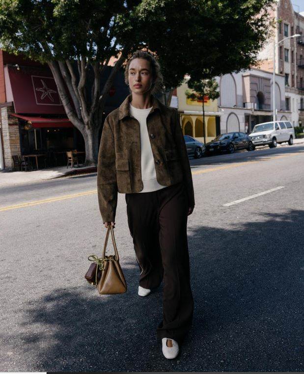 FAUX SUEDE CROPPED JACKET/ ZARA/29.95 EUR