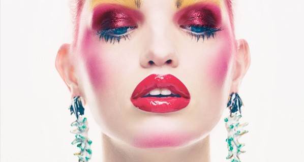 ideje-za-uredenje-blagdanskog-stola-razveselite-djecu-dobrim-stilom