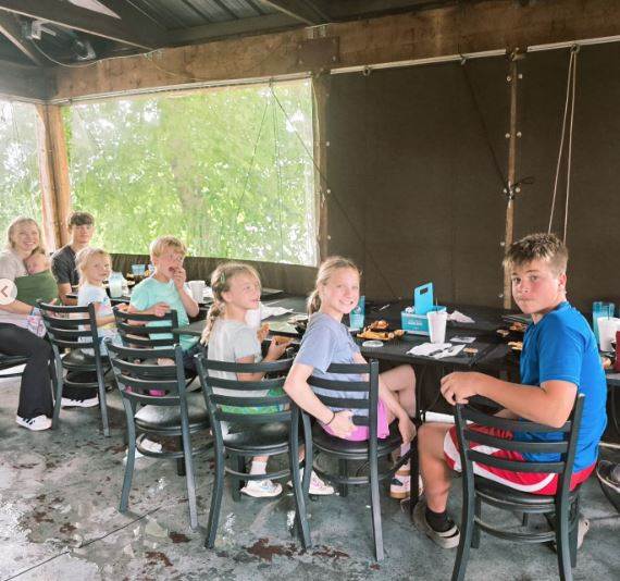 Trudna je 17 godina i ima 10 djece