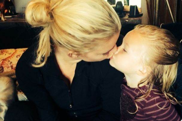 Koliko djece imaju pop princeze Britney, Christina, Jessica i Mandy?