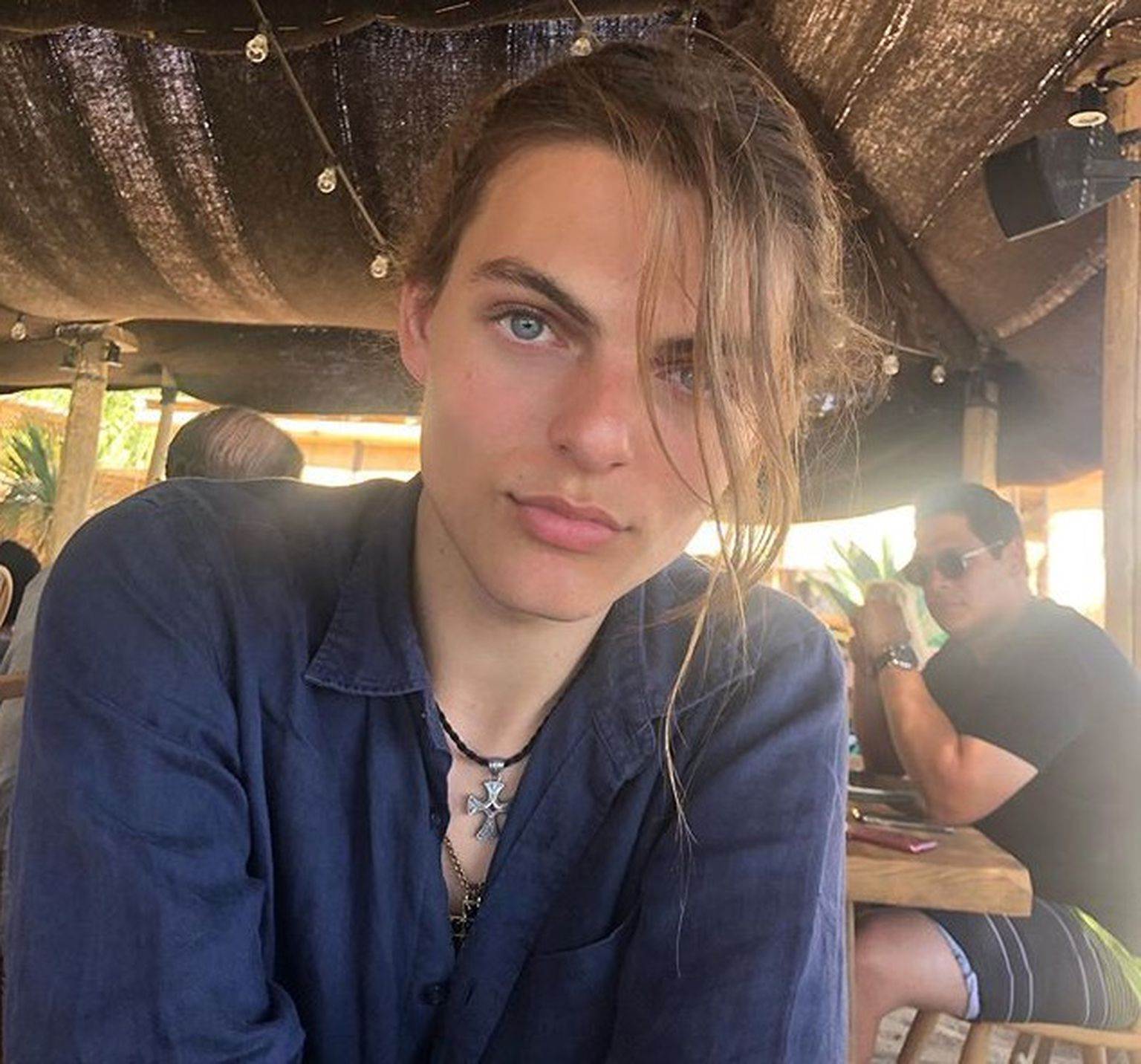 Kako izgleda sin Elizabeth Hurley