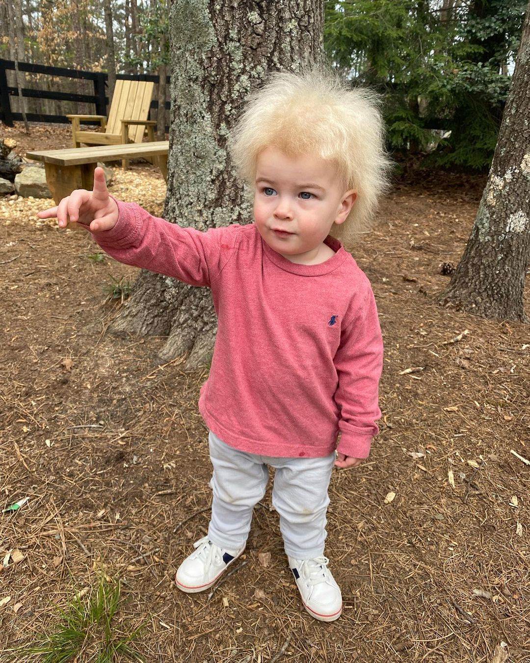 Locklan Samples je djecak s rijetkim genetskim poremecajem