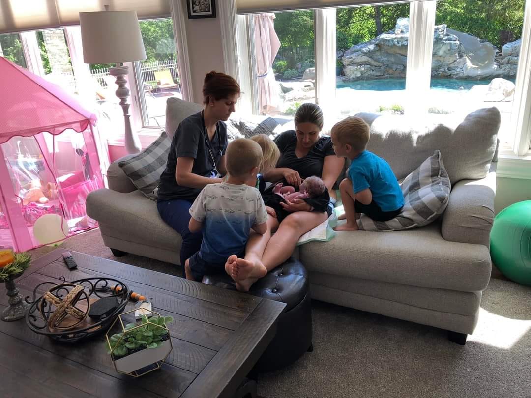 Mama koja je rodila uz cestu 