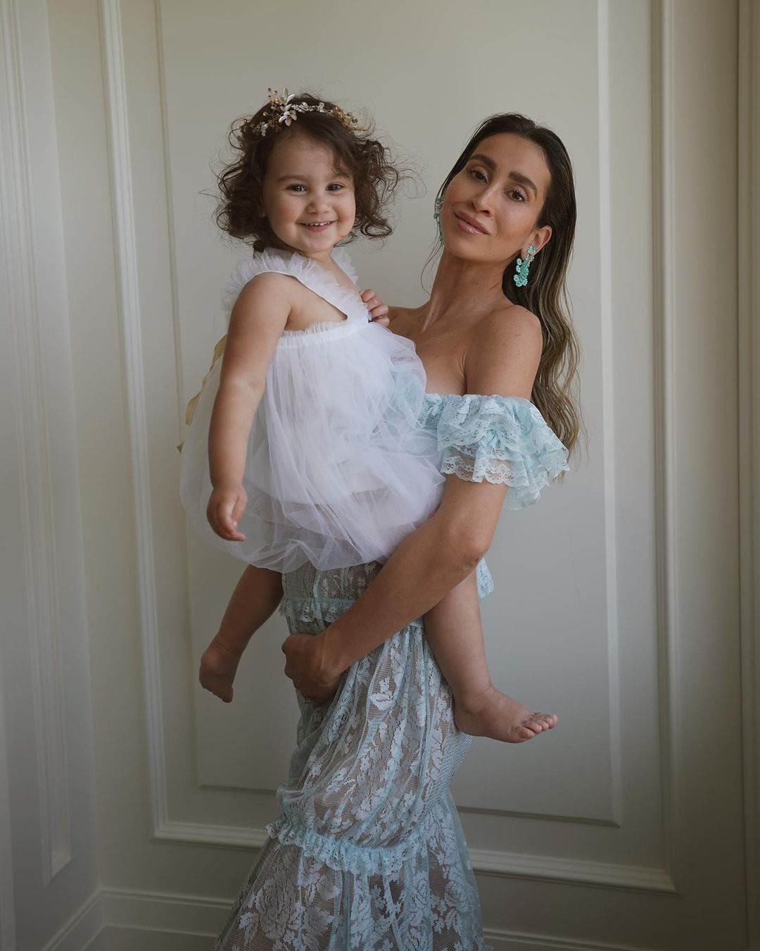 6 mama influencerica s odlicnim modnim stilom