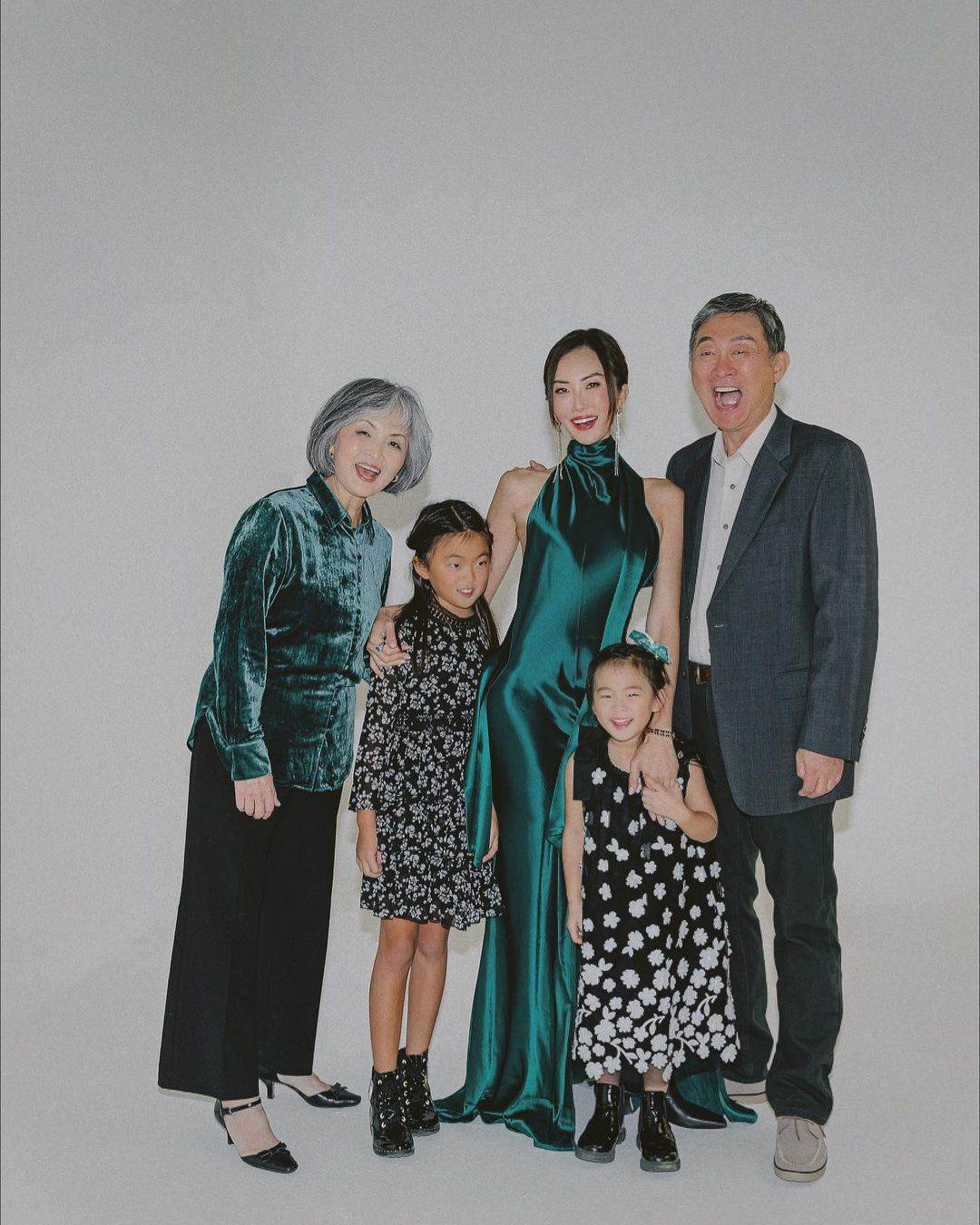 6 mama influencerica s odlicnim modnim stilom