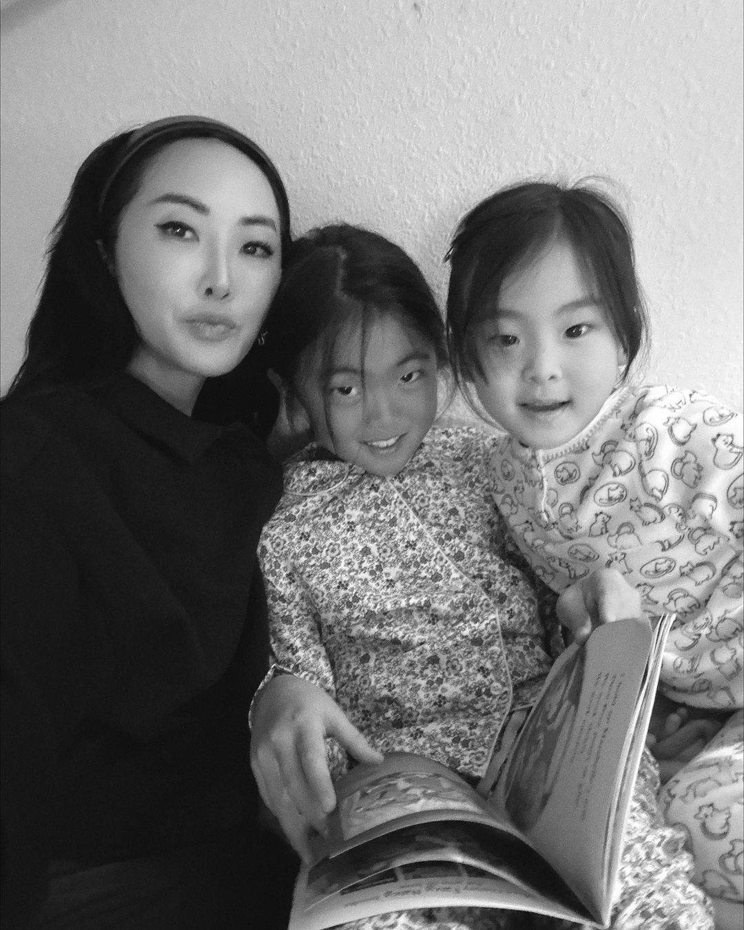 6 mama influencerica s odlicnim modnim stilom