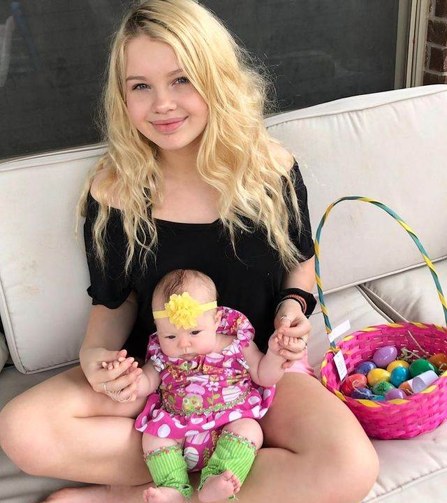 kako danas izgleda mama koja je rodila s 13 godina?