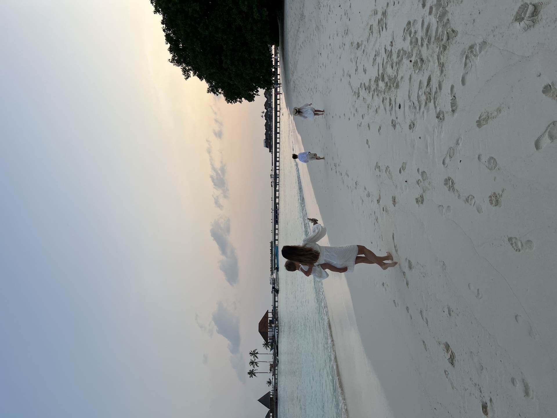 violoncelist luka šulic ceka 4. dijete i s obitelji uživa na maldivima