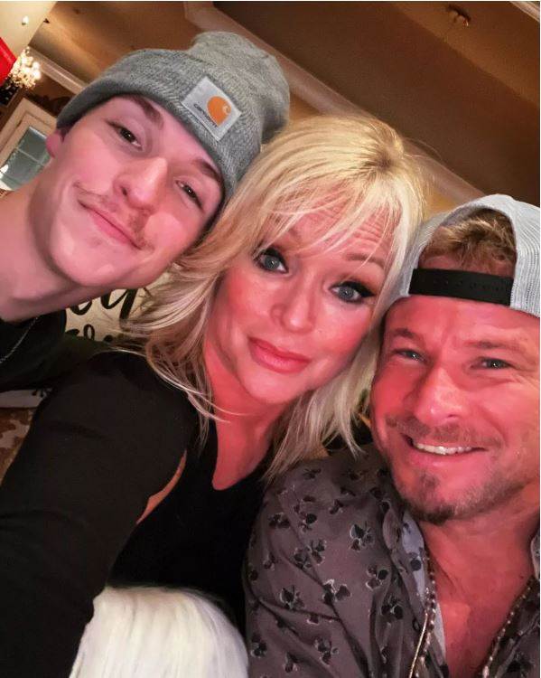 Koliko djece ukupno imaju Backstreet Boys i kako izgledaju njihove žene?