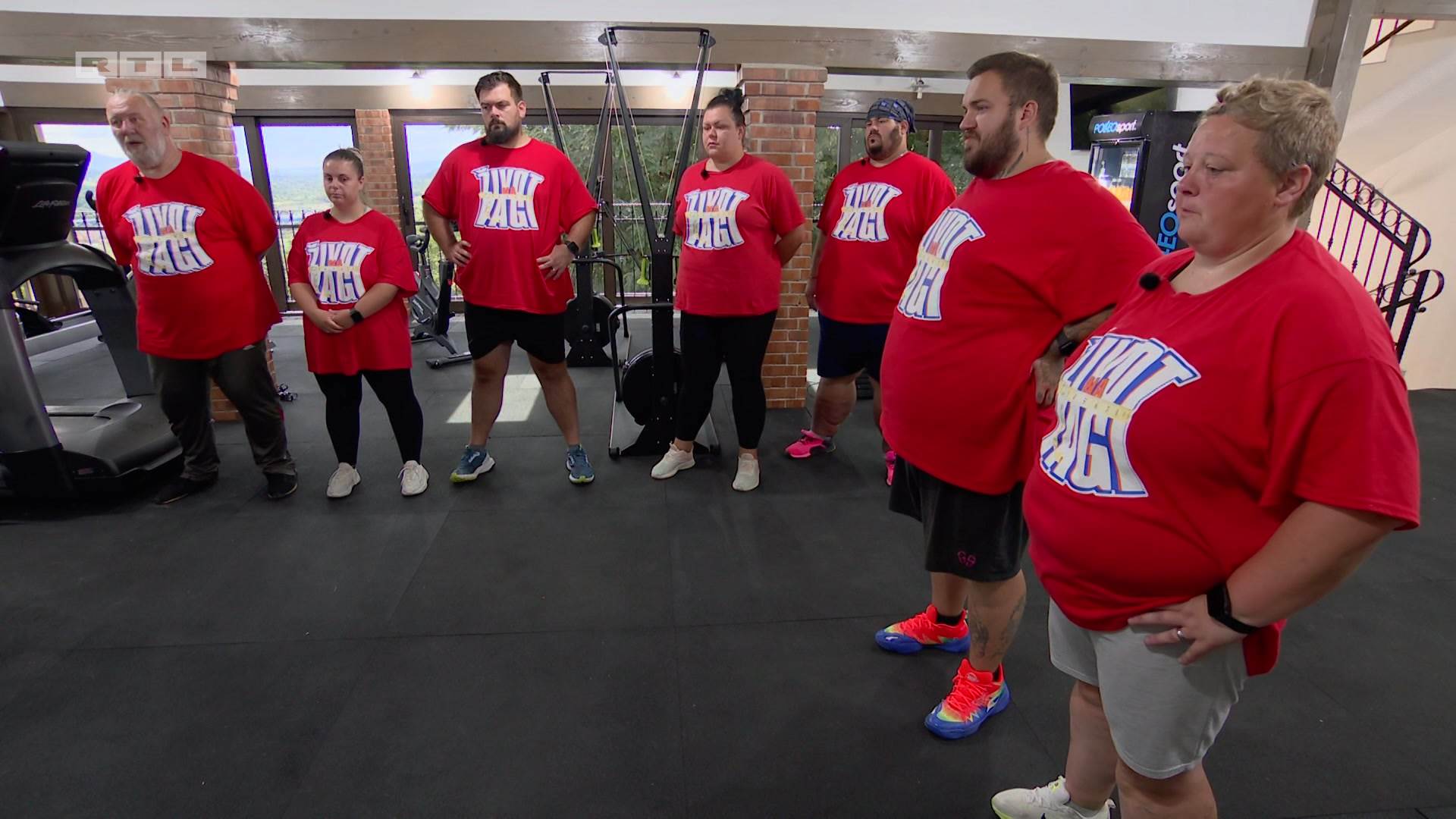 Crveni tim u teretani (2).jpg