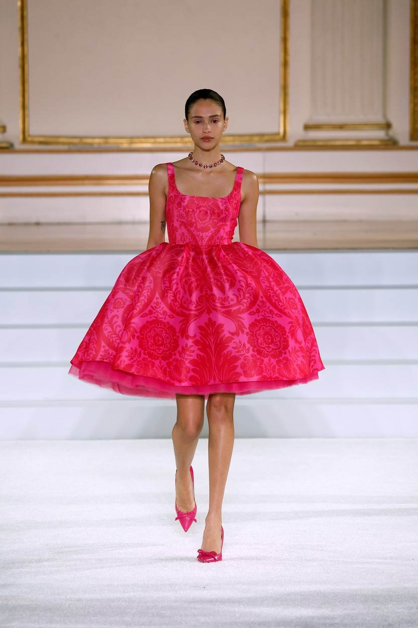 Modni trend romantične suknje naglašenog volumena