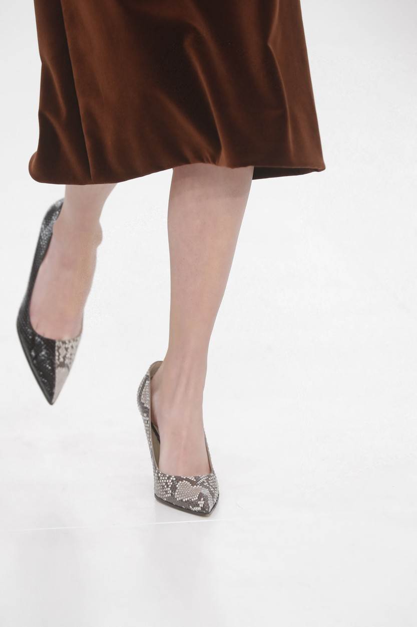 Loewe modna revija za jesen zimu 2023 na pariškom Tjednu mode