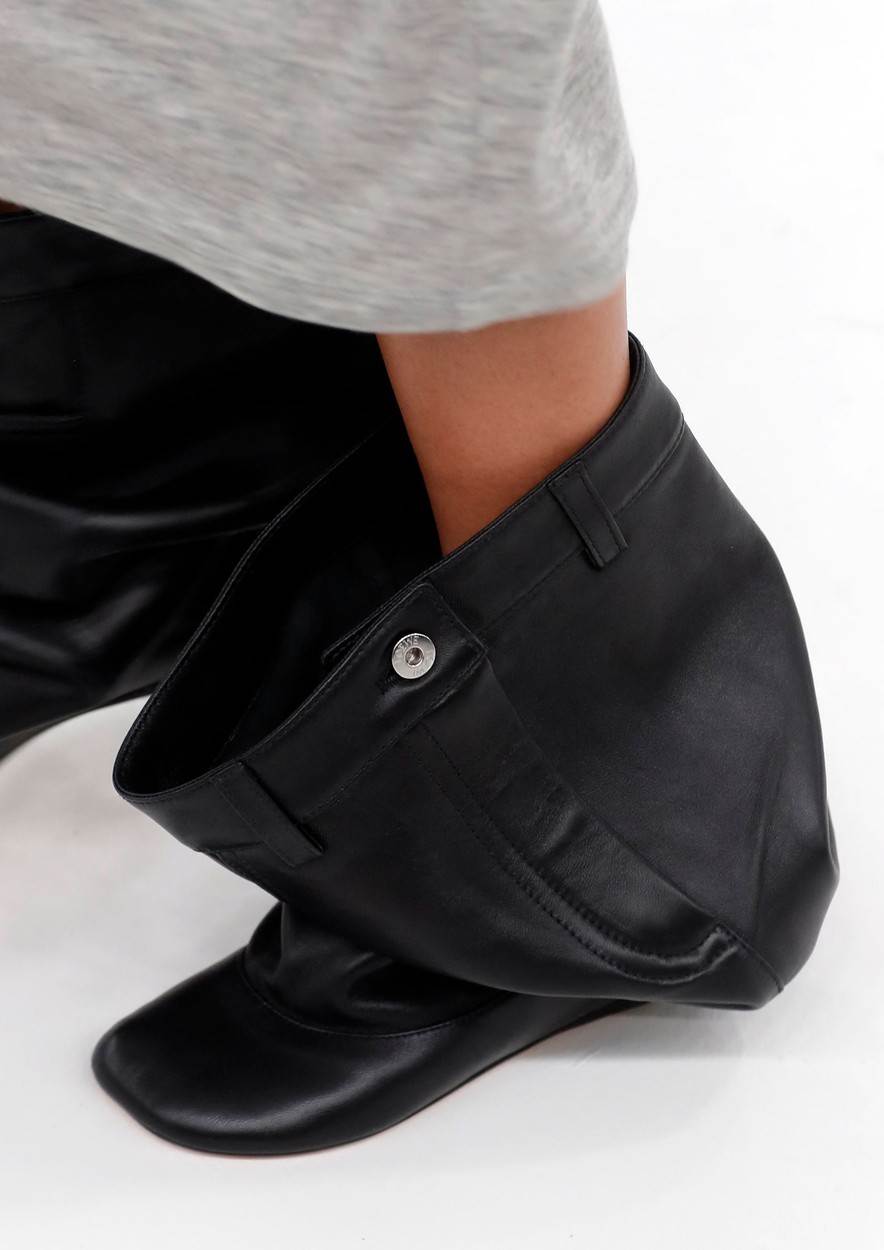 Loewe modna revija za jesen zimu 2023 na pariškom Tjednu mode