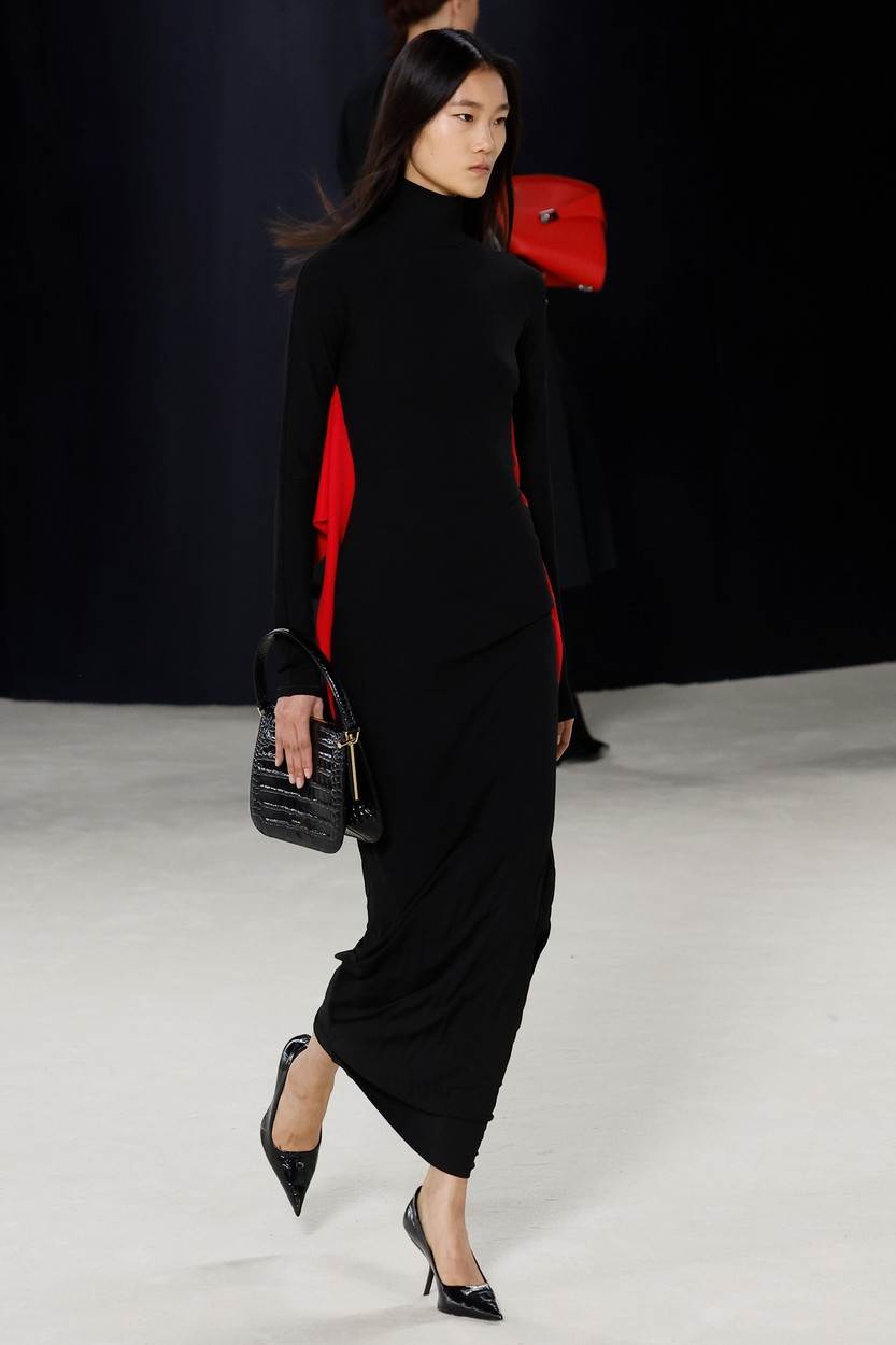 Kendall Jenner pariški chic Audrey Hepburn