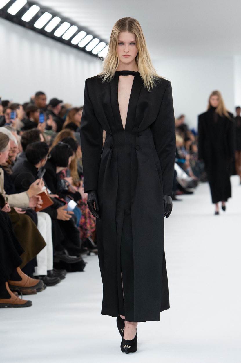 Kendall Jenner pariški chic Audrey Hepburn