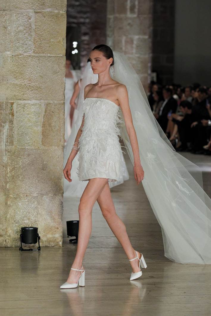 30 vjenčanica Elie Saab revija održana na Tjednu vjenčane mode u Barceloni