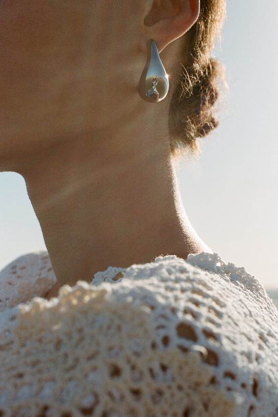 Story poklanja Borboleta narukvice