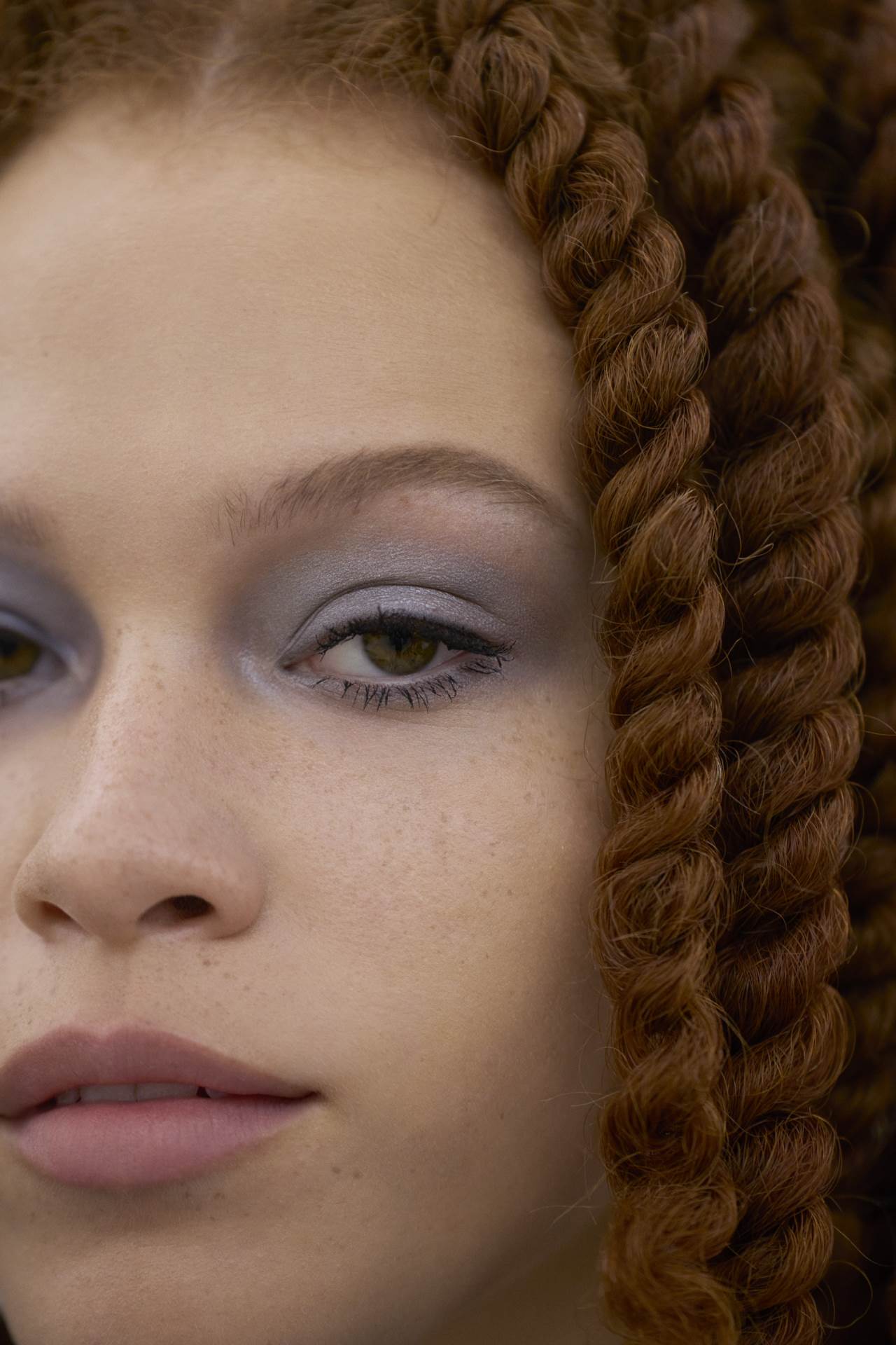 Chanel beauty lookovi s revije za jesen zimu 2023