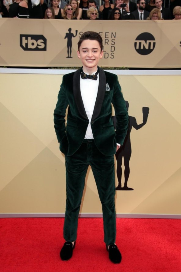 Cool i stajliš klinci na crvenom tepihu: Millie oduševila izborom obuće