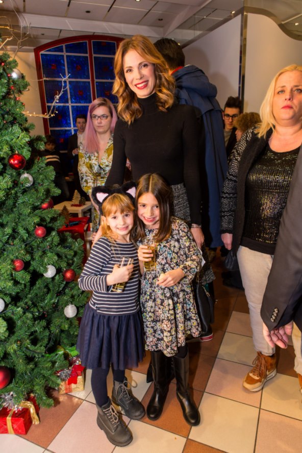 Poznata mama i kći u izlasku: Ne zna se koja je ljepša