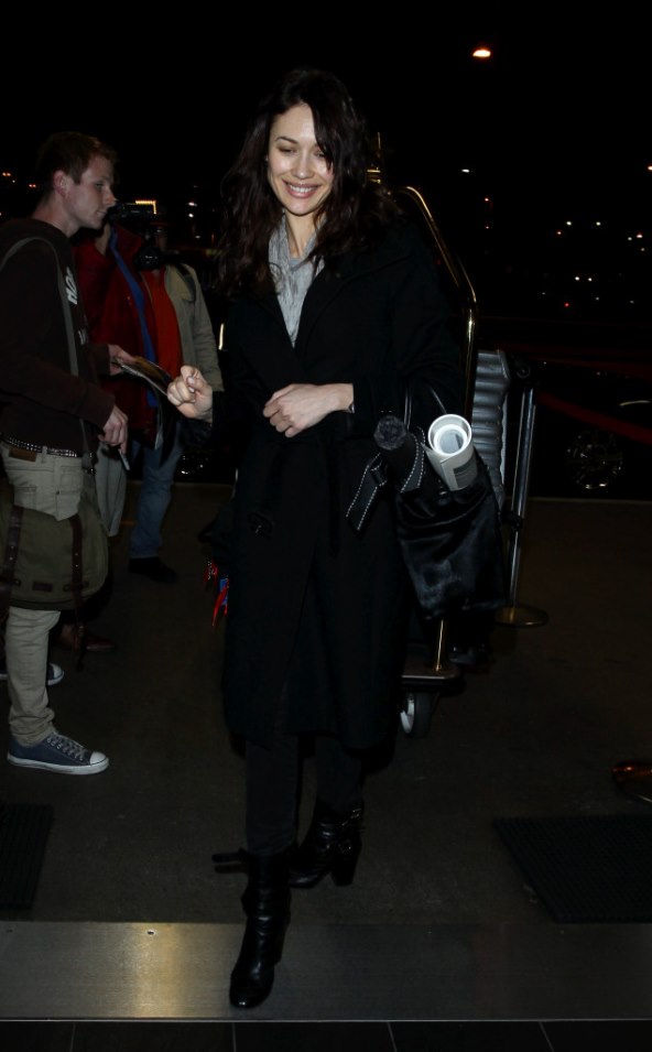 Olga Kurylenko je lijepa i bez make upa 