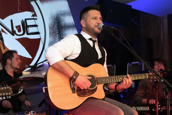 Domaći glazbenik sasvim iskreno: 'Emocije za svoje pjesme crpim iz života'