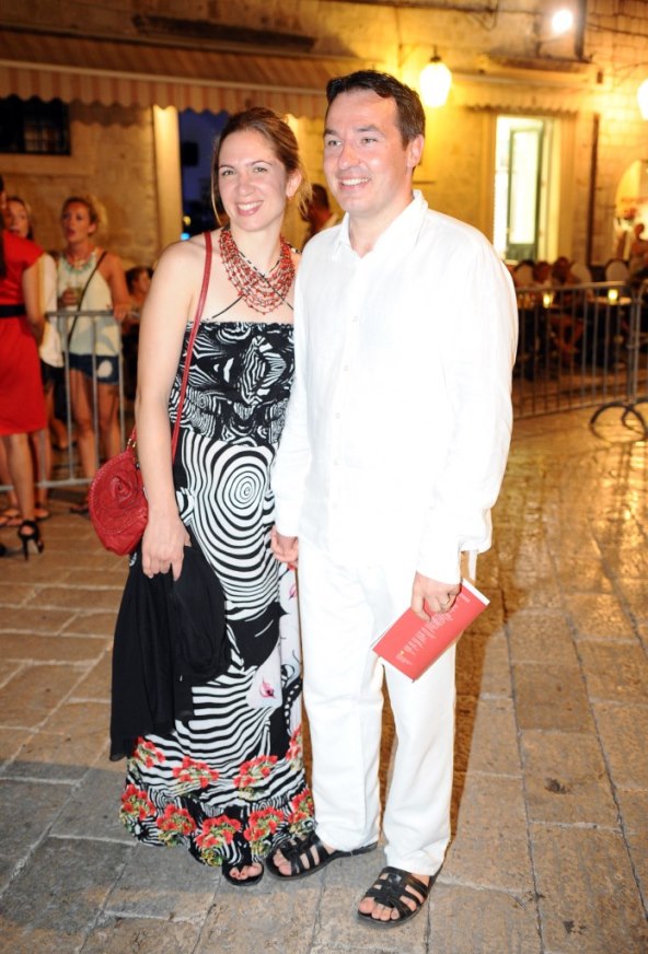 Velike ovacije za Držićevo remek-djelo "Dundo Maroje" 