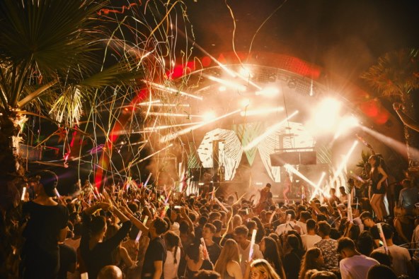 Suprug Viktorijine anđelice 'zapalio' Zrće