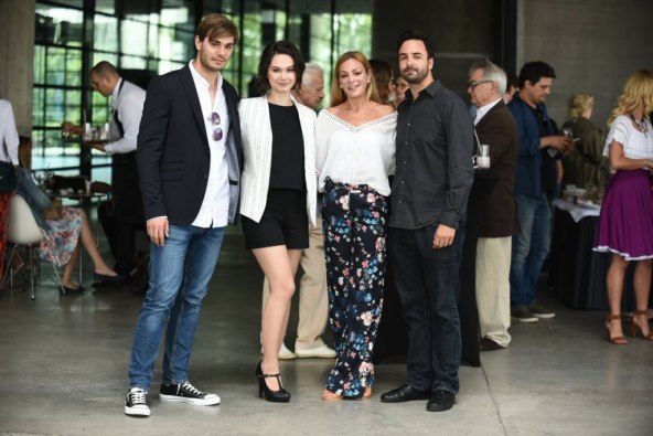 Nova serija 'Zlatni dvori' prikovat će vas uz TV