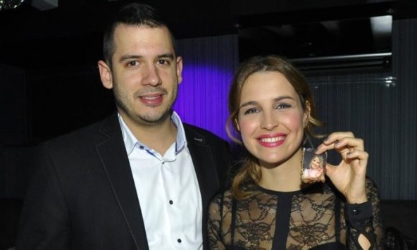 OVAKVU JE NE PAMTIMO Doris Pinčić Rogoznica u seksi vamp izdanju