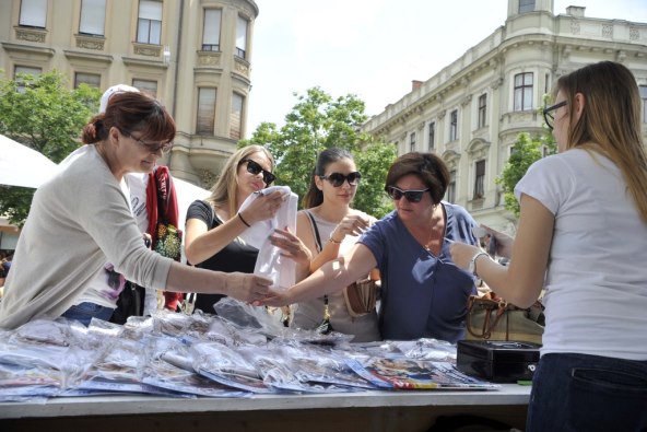 SVI SU NA CVJETNOM! Domaće zvijezde uljepšale Story Fest!