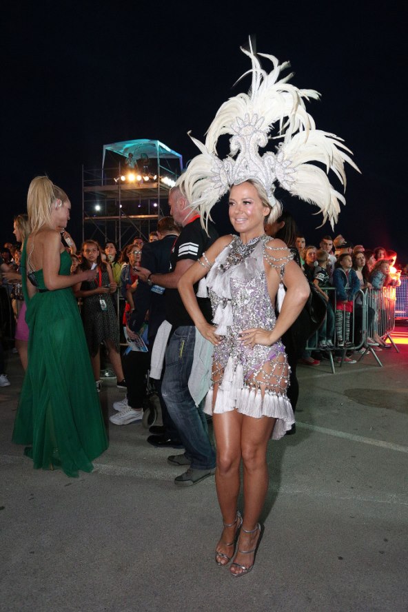 CMC FESTIVAL Nives i Lana nikad oskudnije, pala i prosidba