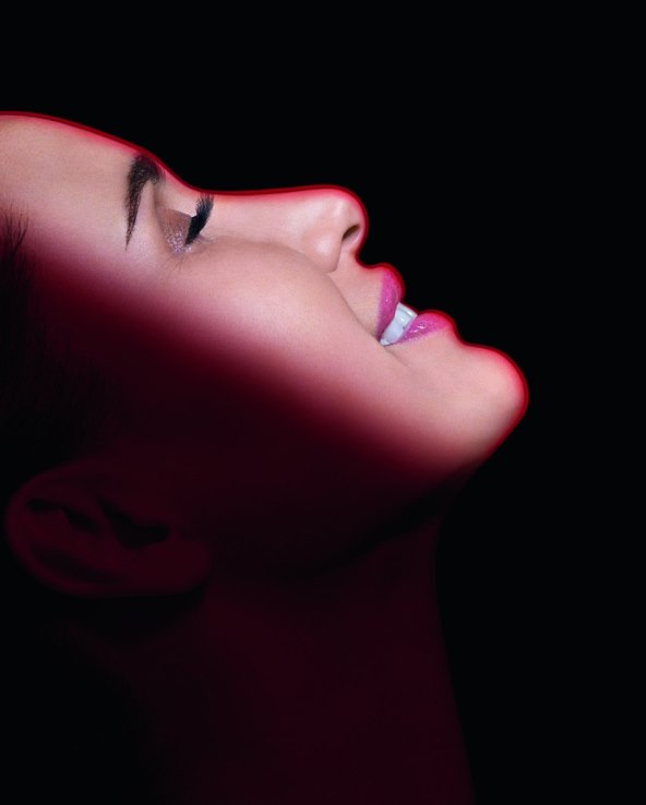 Revitalift Laser Renew tehnologija u noćnoj „kremi-masci“