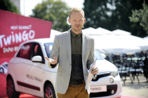 Renaultov nagradni natječaj 'Twingospođice'