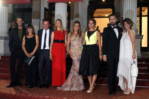 Jeleni Veljači trudnoća savršeno pristaje