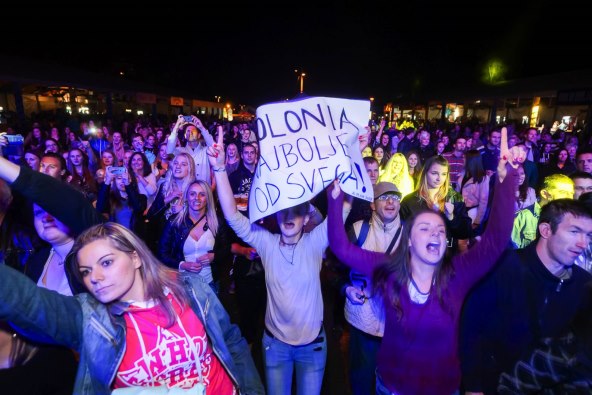 Grupa Colonia i Danijela Martinović ugrijale prohladnu zagrebačku noć