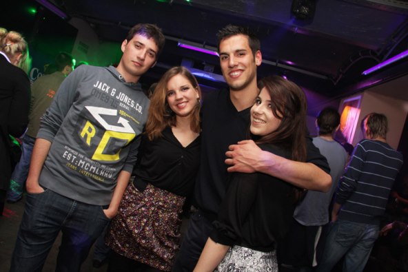 Odlična zabava u Gjuri uz Zorana Šprajca