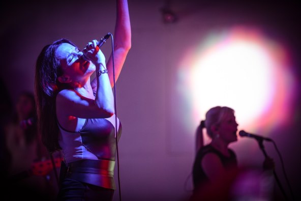 Severina zarazila Rotterdam Uno momento groznicom 