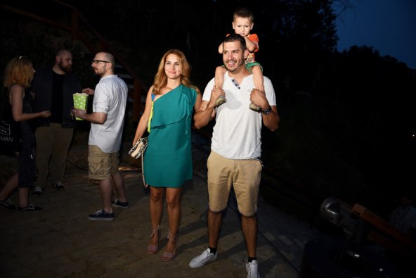 PREKRASNA OBITELJ Doris Pinčić Rogoznica blistala u izlasku sa suprugom i sinčićem