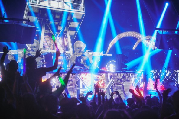 SKRILLEX NA ZRĆU Ni olujno nevrijeme nije zaustavilo tisuće partijanera