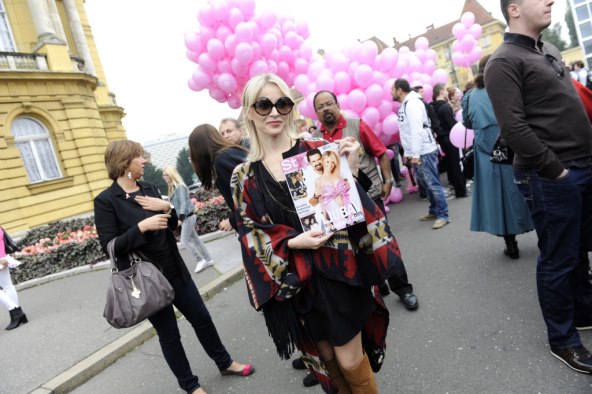 Tradicionalna humanitarna povorka povodom Dana ružičaste vrpce