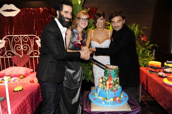 Leon Lučev i Ermin Bravo - strasni muški poljubac za Jasmilu Žbanić