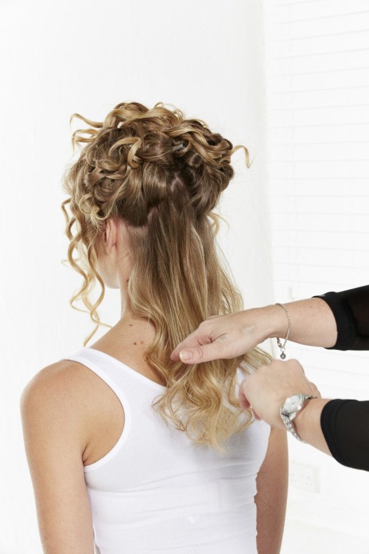 Nove trendove predlaže Sally Brooks, međunarodna NIVEA stilistica za kosu