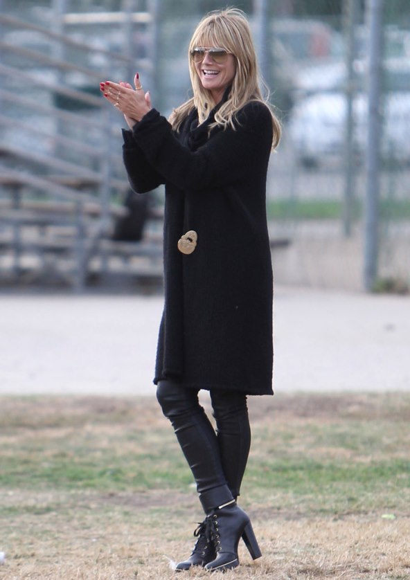 Zvijezde znaju - crnim kaputima do savršenog stylinga