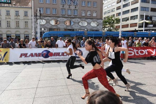 Brojni poznati uživali na sedmoj Storyjevoj utrci na štiklama!